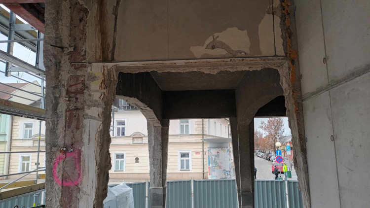 FOTOGALERIE: Rekonstruovaná budova na náměstí se stane novou dominantou Přerova