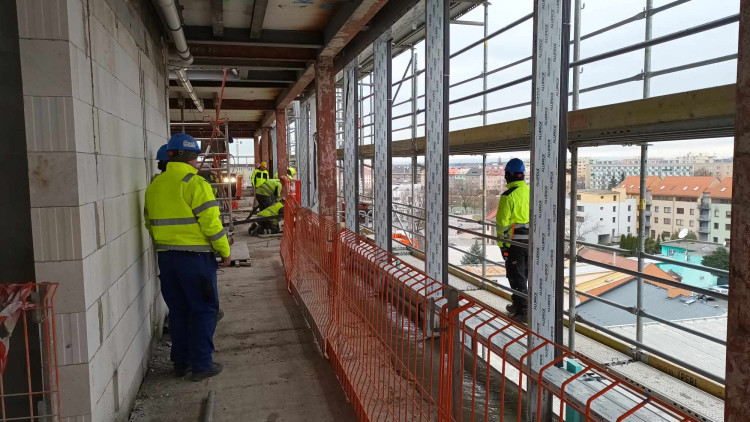 FOTOGALERIE: Rekonstruovaná budova na náměstí se stane novou dominantou Přerova