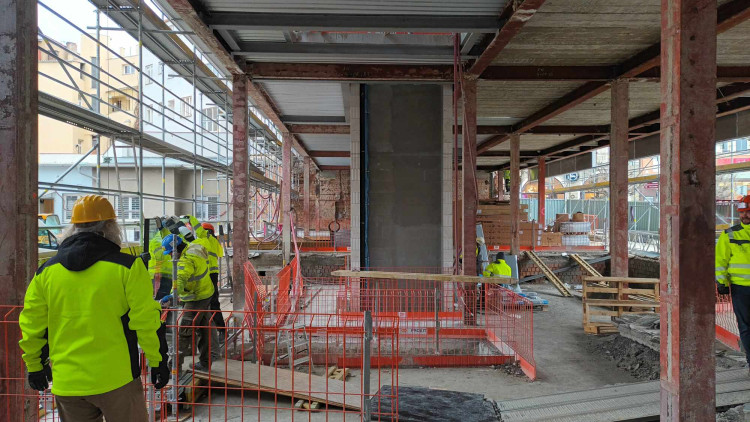 FOTOGALERIE: Rekonstruovaná budova na náměstí se stane novou dominantou Přerova