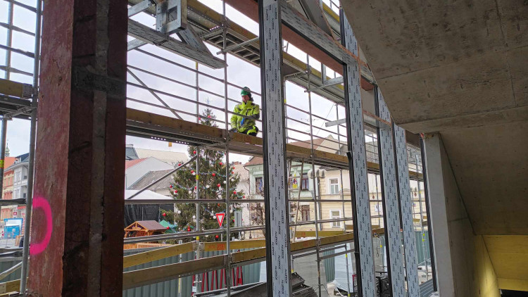 FOTOGALERIE: Rekonstruovaná budova na náměstí se stane novou dominantou Přerova