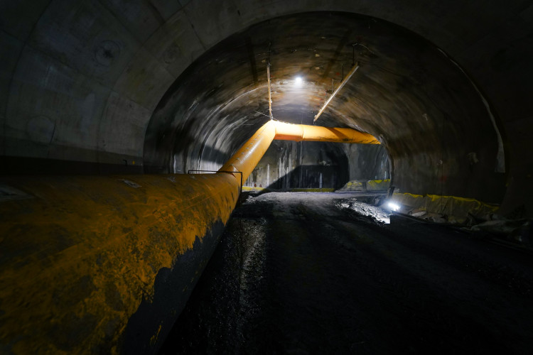 FOTOGALERIE: Stavba metra D je v plném proudu. Podívejte se, jak to vypadá v budoucí stanici Pankrác
