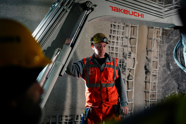 FOTOGALERIE: Stavba metra D je v plném proudu. Podívejte se, jak to vypadá v budoucí stanici Pankrác