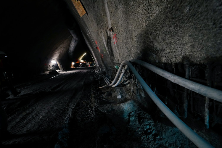 FOTOGALERIE: Stavba metra D je v plném proudu. Podívejte se, jak to vypadá v budoucí stanici Pankrác