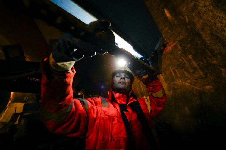 FOTOGALERIE: Stavba metra D je v plném proudu. Podívejte se, jak to vypadá v budoucí stanici Pankrác