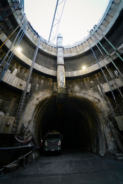 FOTOGALERIE: Stavba metra D je v plném proudu. Podívejte se, jak to vypadá v budoucí stanici Pankrác