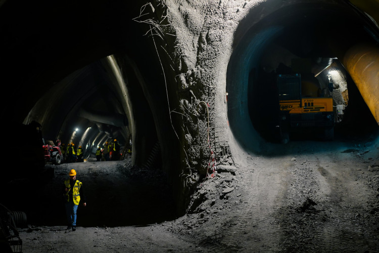 FOTOGALERIE: Stavba metra D je v plném proudu. Podívejte se, jak to vypadá v budoucí stanici Pankrác