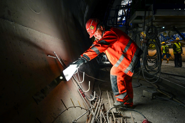 FOTOGALERIE: Stavba metra D je v plném proudu. Podívejte se, jak to vypadá v budoucí stanici Pankrác