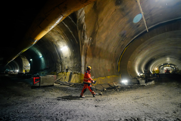 FOTOGALERIE: Stavba metra D je v plném proudu. Podívejte se, jak to vypadá v budoucí stanici Pankrác