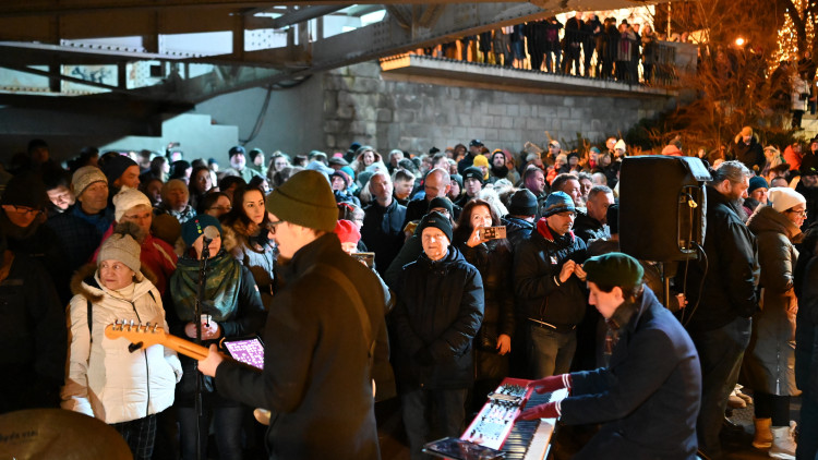 FOTOGALERIE: Pod Sýkorákem nebylo k hnutí. Vánoční blues táhne