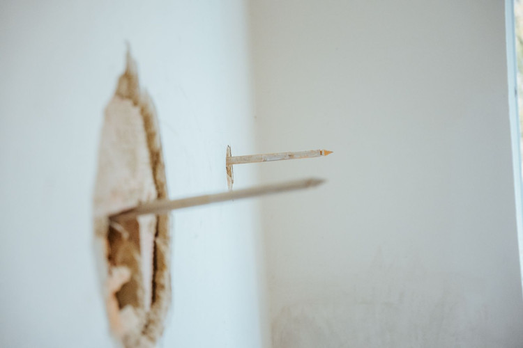 FOTOGALERIE: Desítky hasičů bojují se dvěma požáry