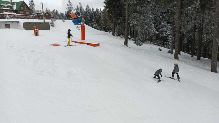 FOTOGALERIE: Snowpark na Paprsku má nové bezpečné překážky