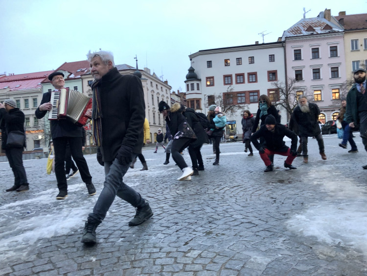 Pochod švihlou chůzí v Jihlavě