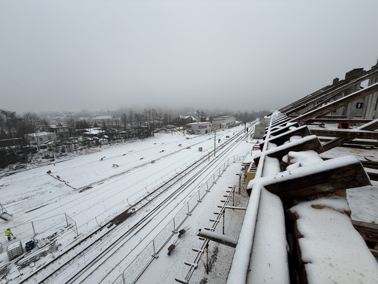 Demolice výpravní budovy ve stanici Jihlava - město