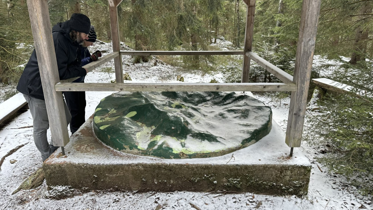 FOTOGALERIE: Vyhlídka zamilovaných nad obcí Hojsova Stráž