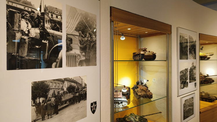 FOTOGALERIE: Výstava modelů vojenské techniky, Dům historie Přešticka