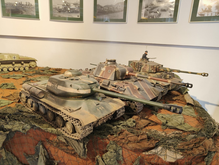 FOTOGALERIE: Výstava modelů vojenské techniky, Dům historie Přešticka
