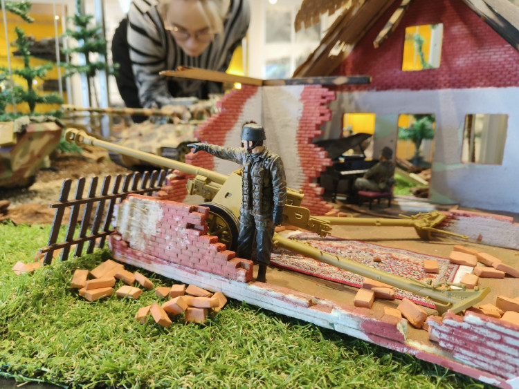 FOTOGALERIE: Výstava modelů vojenské techniky, Dům historie Přešticka