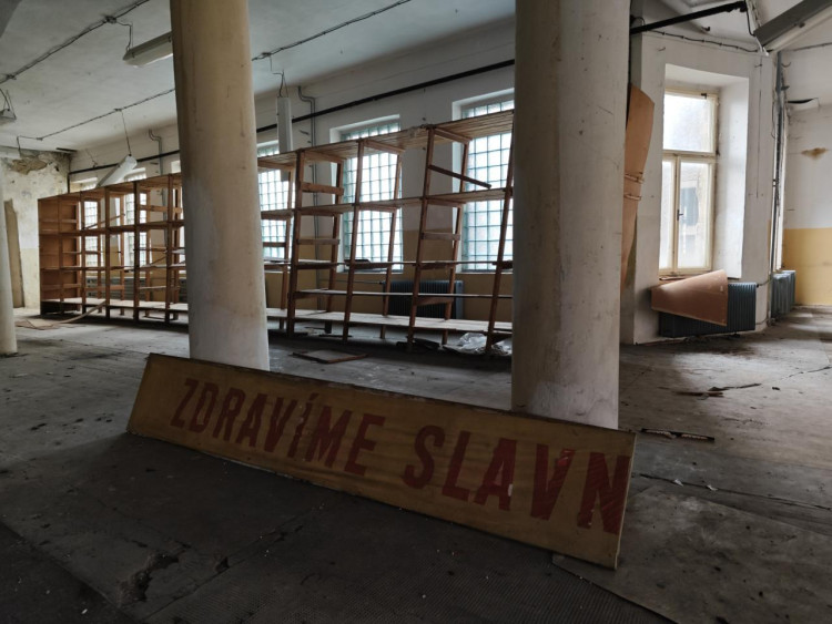 FOTOGALERIE: Objekt bývalé textilní továrny v Domažlicích