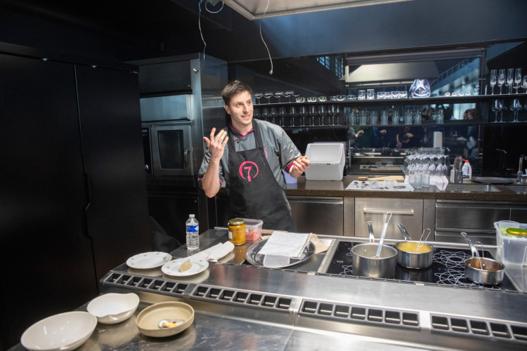 FOTOGALERIE: Když se zhasne. V Olomouci vzniká film podle úspěšné divadelní komedie