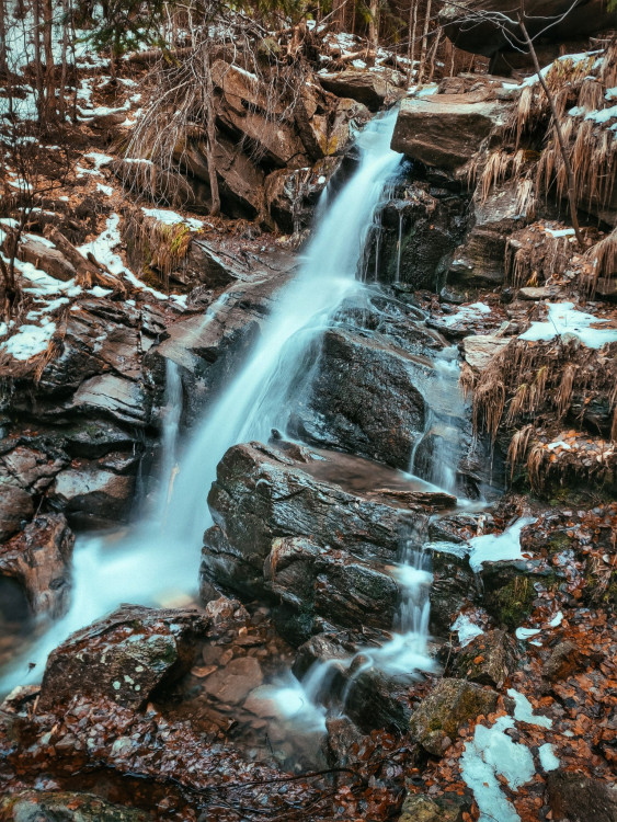 FOTOGALERIE: Poniklý a Borový vodopád v Jeseníkách. Seznamte se