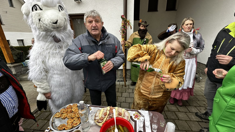 FOTOGALERIE: Masopust ve Skelné Huti 2025