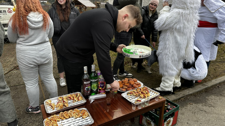 FOTOGALERIE: Masopust ve Skelné Huti 2025