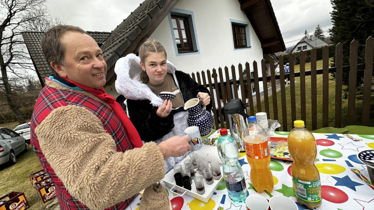 FOTOGALERIE: Masopust ve Skelné Huti 2025