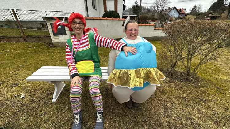 FOTOGALERIE: Masopust ve Skelné Huti 2025