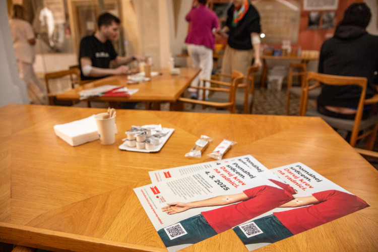 FOTOGALERIE: Prostory olomoucké radnice se na den proměnily na transfuzní stanici pro dárce krve