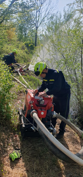 FOTOGALERIE: Likvidace benzenové katastrofy pokračuje, zásah na Hranicku je mimořádně náročný