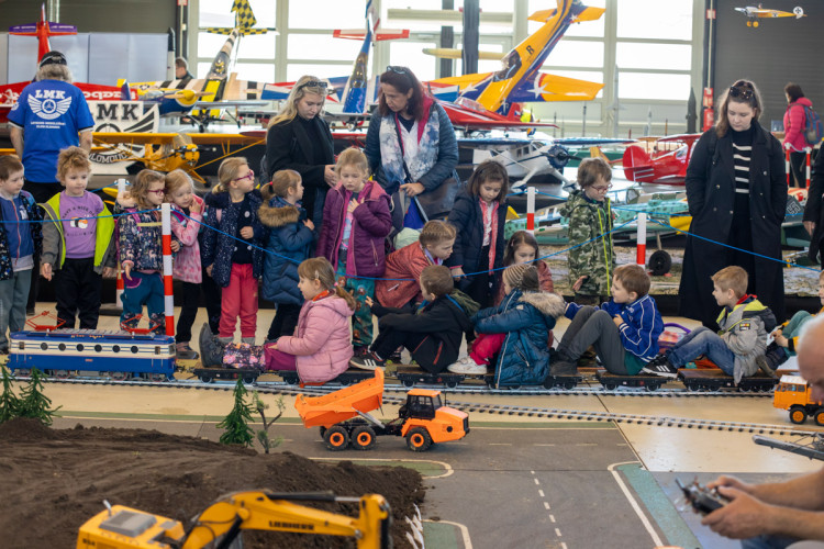 FOTOGALERIE: Výstava For Model v Olomouci odstartovala s novinkami i unikátními exponáty