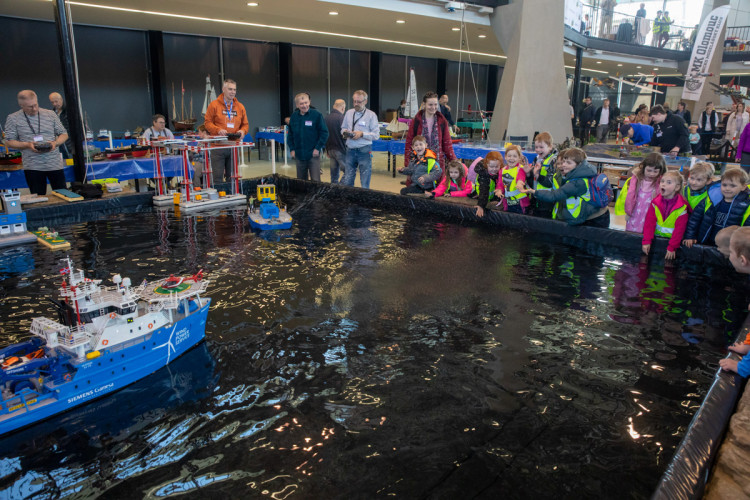 FOTOGALERIE: Výstava For Model v Olomouci odstartovala s novinkami i unikátními exponáty