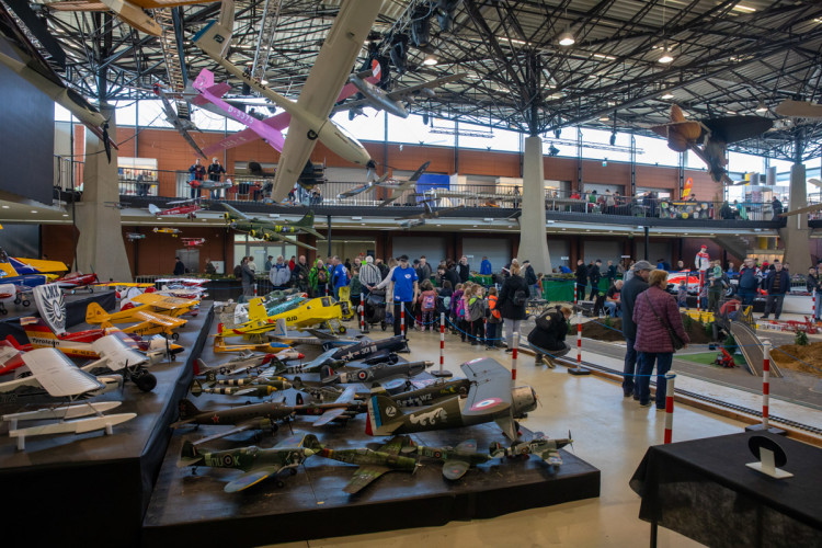 FOTOGALERIE: Výstava For Model v Olomouci odstartovala s novinkami i unikátními exponáty