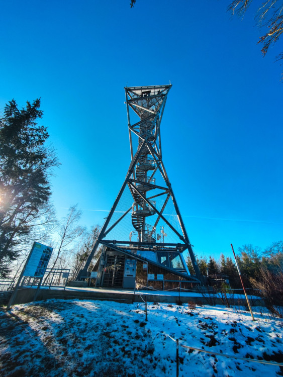 FOTOGALERIE: Nenáročný výlet v okolí Svébohova s rozhlednou a vyhlídkou