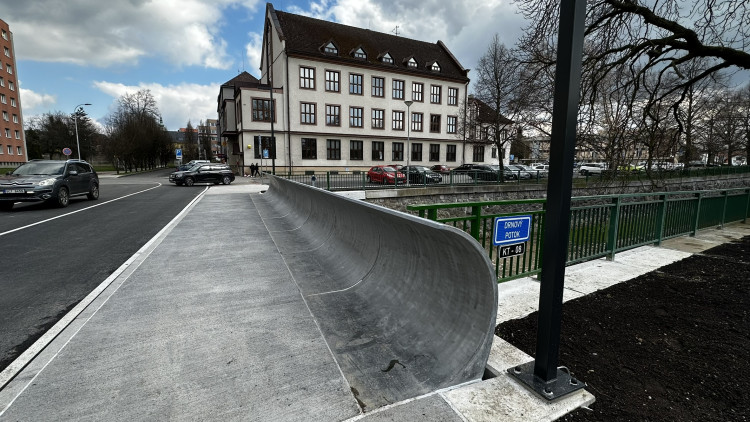 FOTOGALERIE: Nový most přes Drnový potok v Klatovech