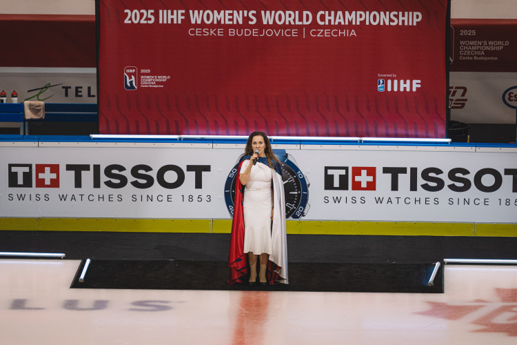 Zahájení mistrovství světa v hokeji žen.