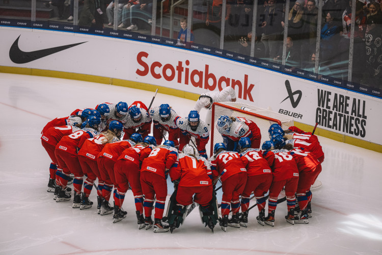 Hokejistky porazily na úvod mistrovství v Českých Budějovicích Švýcarsko 3:0!