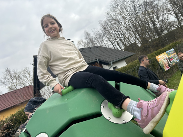 Otevření dětského hřiště v Dolní Cerekvi