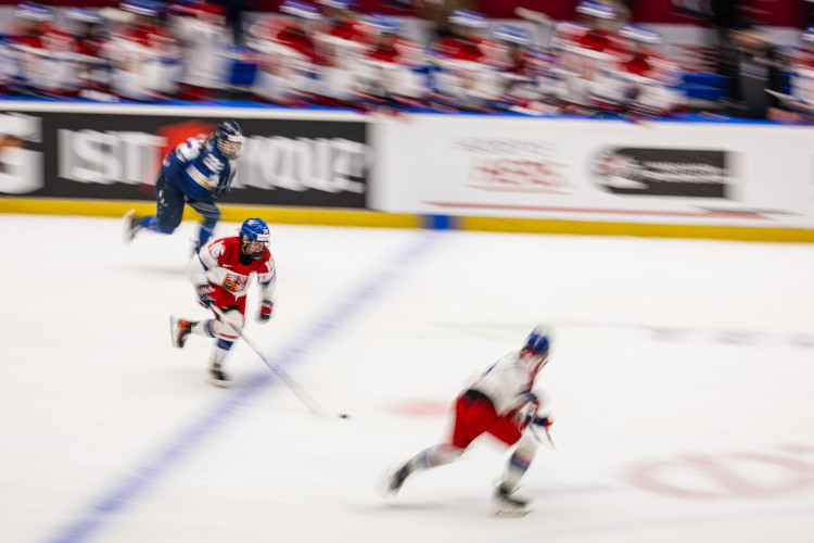 České hokejistky na domácím mistrovství podruhé prohrály, podlehly Finkám 2:4