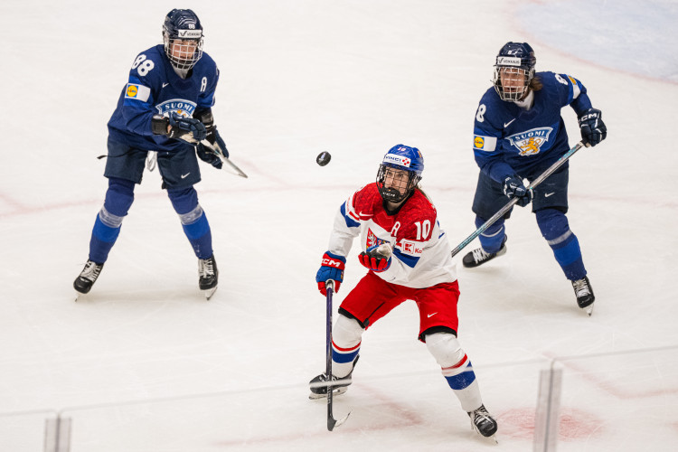 České hokejistky na domácím mistrovství podruhé prohrály, podlehly Finkám 2:4