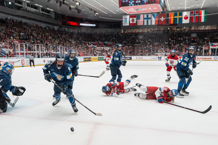 České hokejistky na domácím mistrovství podruhé prohrály, podlehly Finkám 2:4