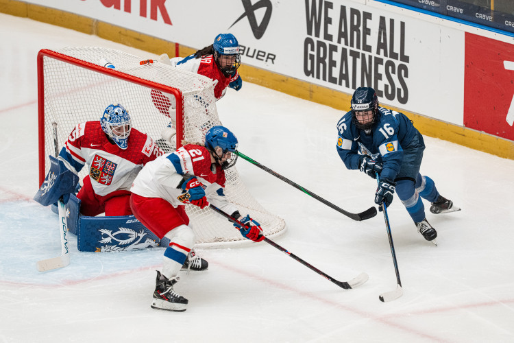 České hokejistky na domácím mistrovství podruhé prohrály, podlehly Finkám 2:4