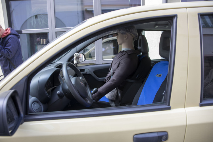 FOTOGALERIE: V centru Olomouce se natáčely kaskadérské scény filmu Když se zhasne