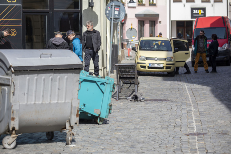 FOTOGALERIE: V centru Olomouce se natáčely kaskadérské scény filmu Když se zhasne