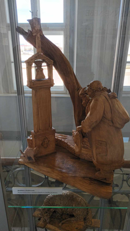 FOTOGALERIE: V přerovském muzeu vystavují studenti tovačovské řezbářské školy