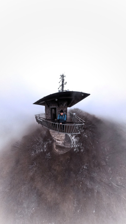 FOTOGALERIE: Adamov na Blanensku. Výhledy z rozhledny, několik jeskyní, historie železářství