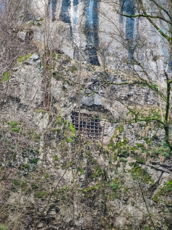 FOTOGALERIE: Adamov na Blanensku. Výhledy z rozhledny, několik jeskyní, historie železářství