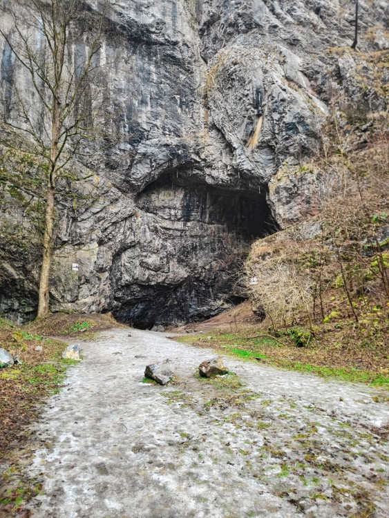 FOTOGALERIE: Adamov na Blanensku. Výhledy z rozhledny, několik jeskyní, historie železářství
