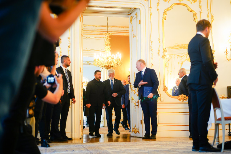 FOTOGALERIE: Prezident Pavel přijal na Hradě Zelenského