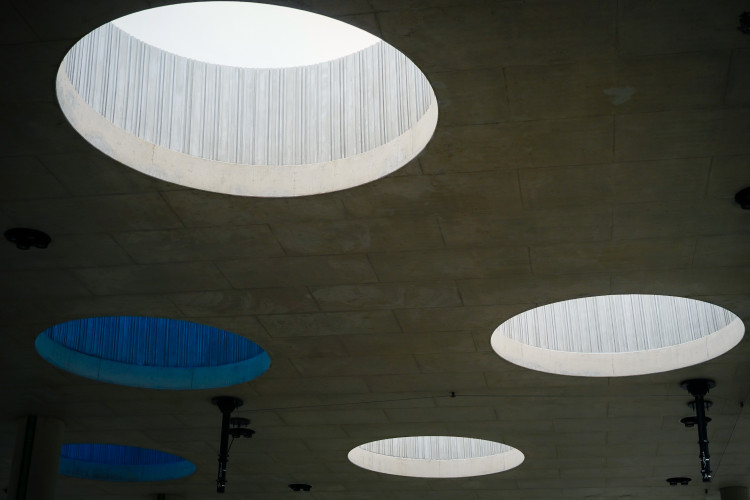 FOTOGALERIE: Trať mezi Bubny a Výstavištěm zprovozní za tři měsíce, nádraží dokončují